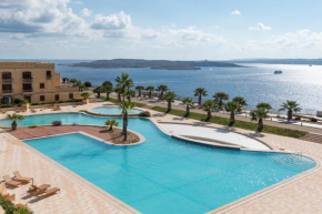 GetawayNpetto Private Duplex Maisonette with Jacuzzi Hot Tub